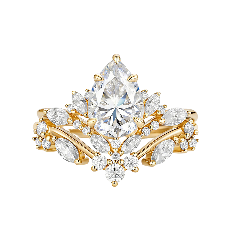 Ivy-Covered Gate Ring in Diamond White