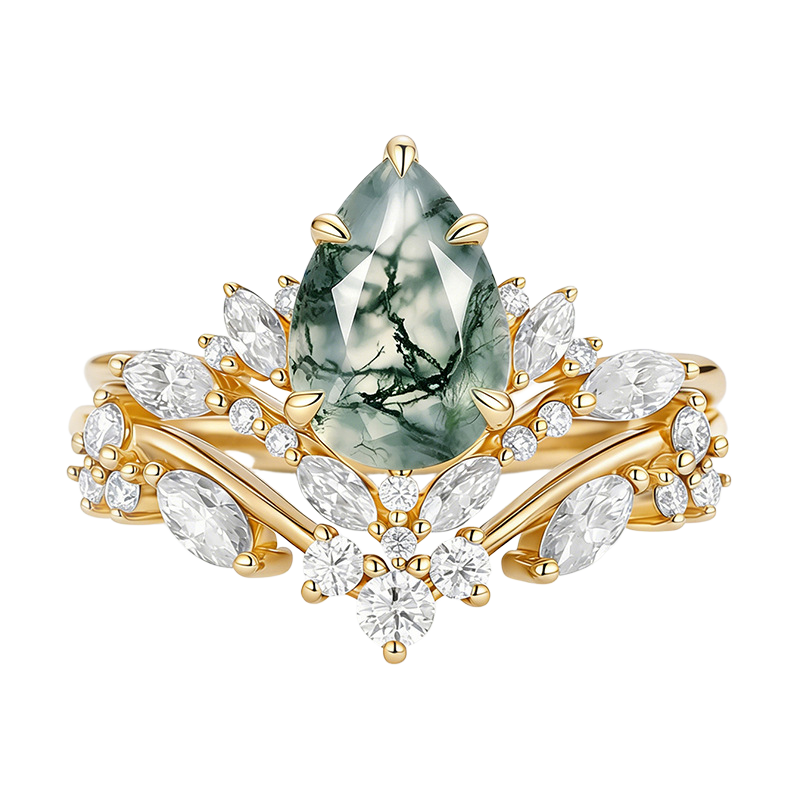 Ivy-Covered Gate Ring in Moss Green
