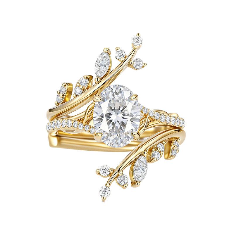 Laurel Crown Ring in Diamond White